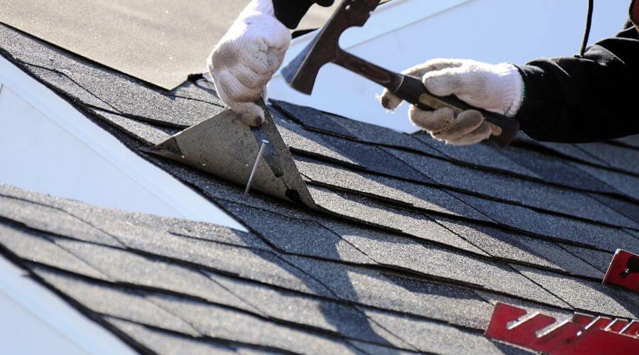 Professional metal roof installation in Oakland, MI